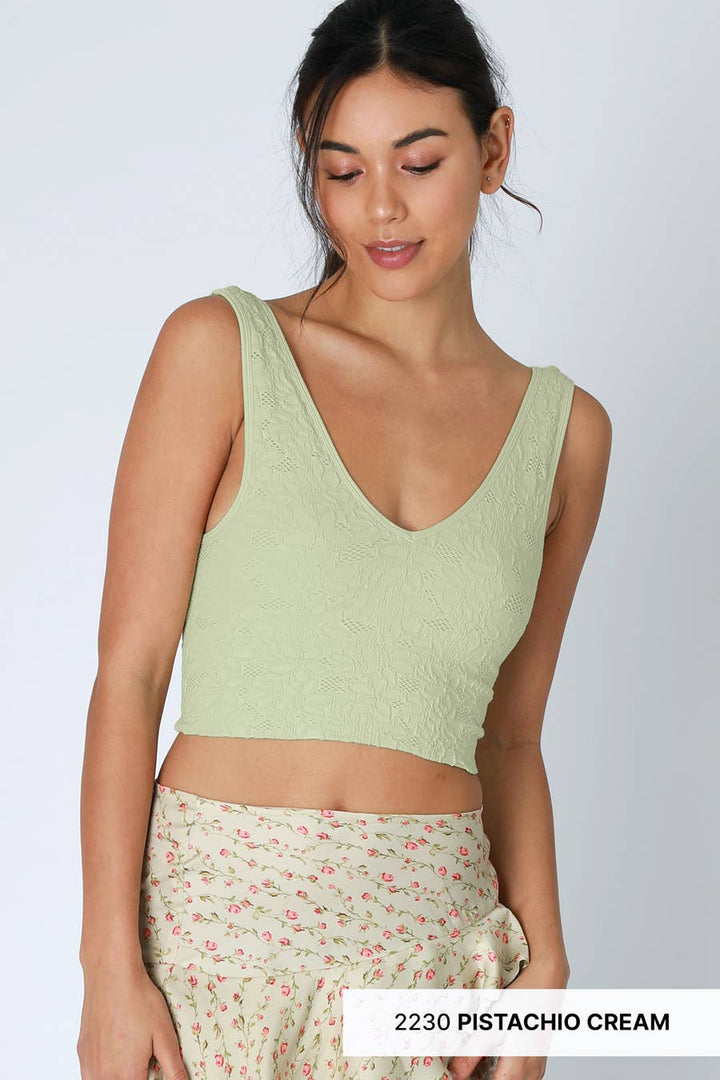Delicate Lace V‑Neck Tank Top — Cropped, Feminine Staple