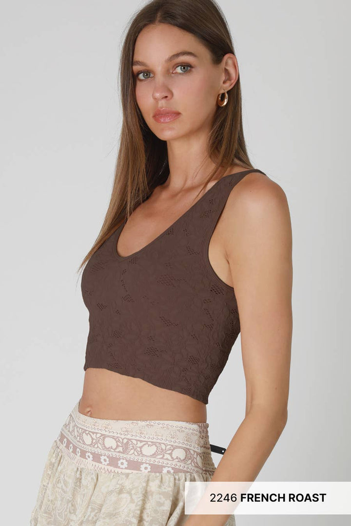 Delicate Lace V‑Neck Tank Top — Cropped, Feminine Staple