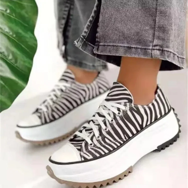 Spring Hot Sale Of The Season Women's Low-Top Thick-Heeled Canvas Shoes Adhesive Flat Heel Single Shoes Rubber Outsole Pure Colo