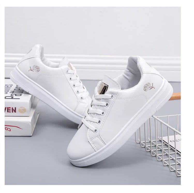 Camille™ | Orthopedic Floral Comfort Sneakers