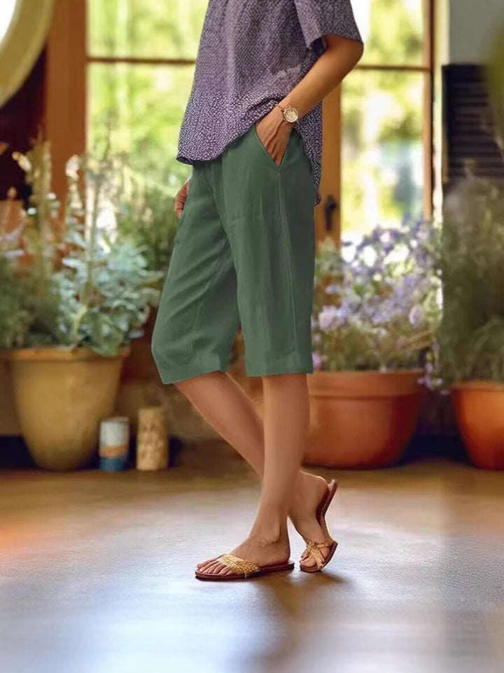 Hazel | Straight Leg Capris with Side Pockets